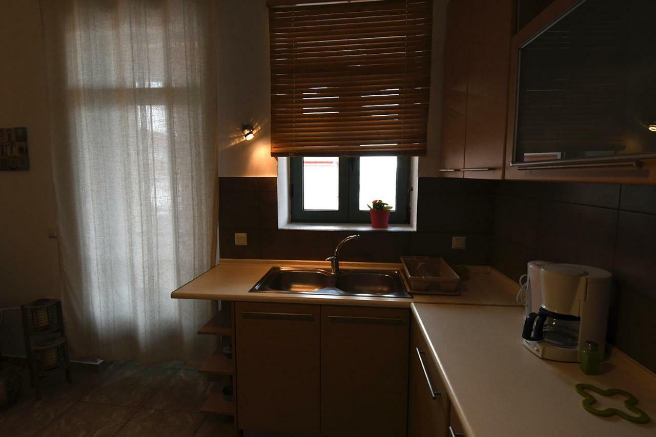 Sofokleous Apartment カヴァラ エクステリア 写真